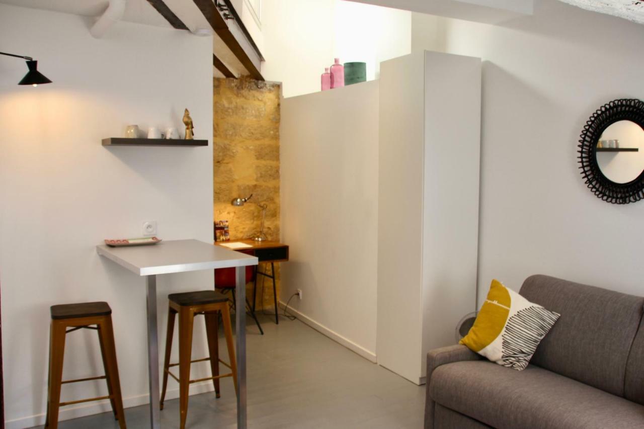 Joli Studio Avec Terrasse-Jardin Sur Les Toits, Coeur Historique Montpellier Exterior foto